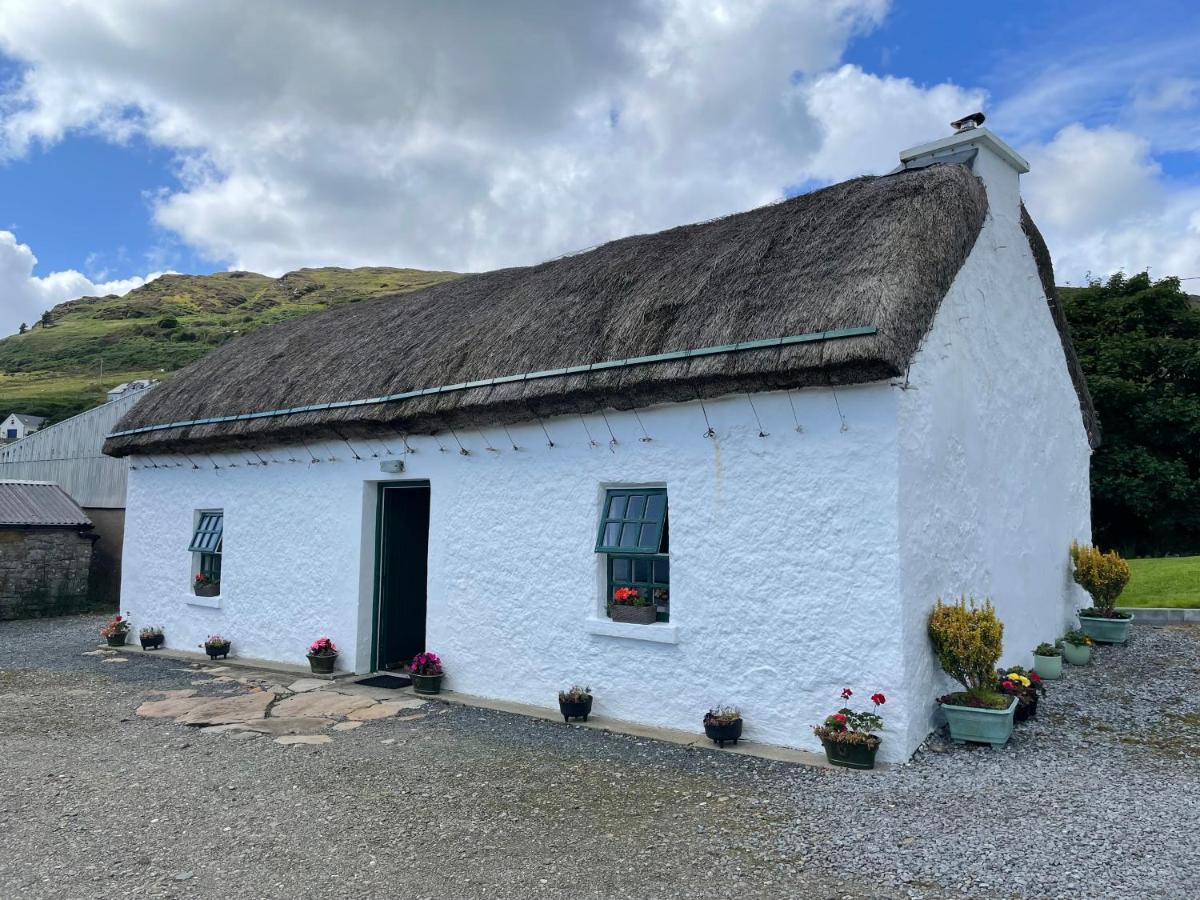 Kilcar Anne'S Thatched Cottage المظهر الخارجي الصورة